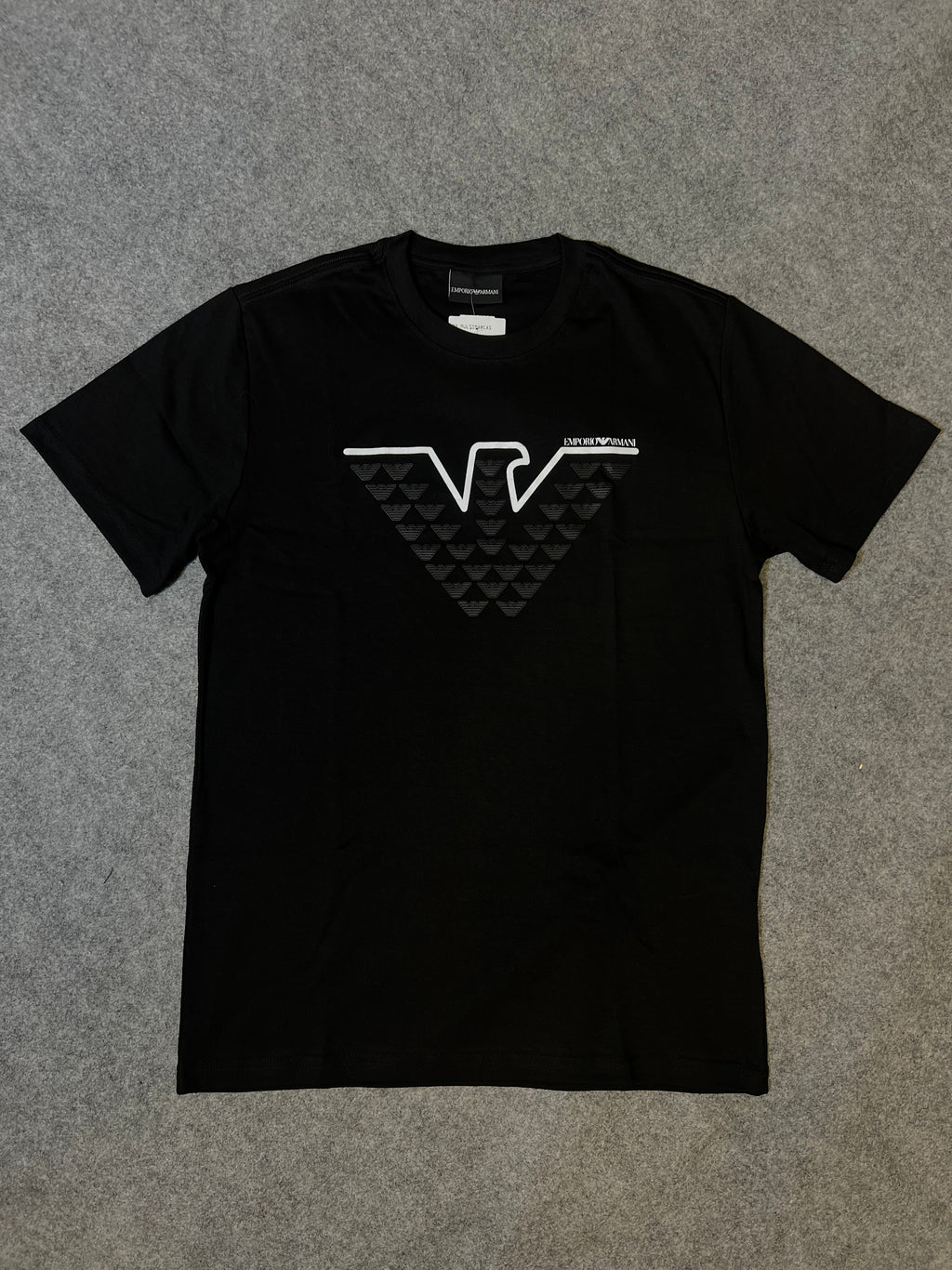 Camiseta Armni Malha Pima Monograma Preta