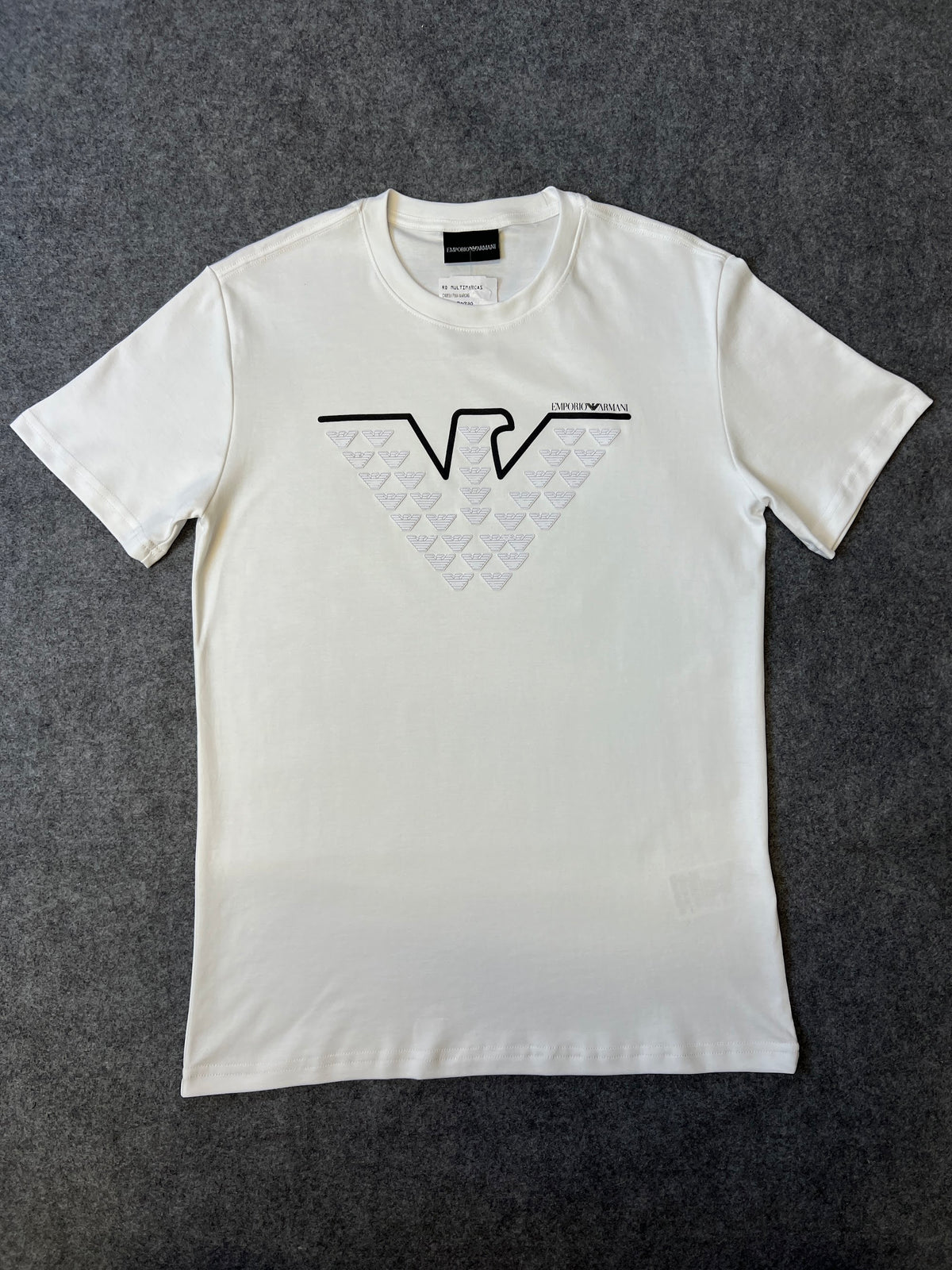 Camiseta Armni Malha Pima Monograma Branca