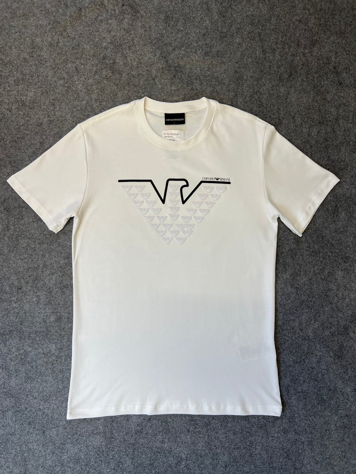 Camiseta Armni Malha Pima Monograma Branca