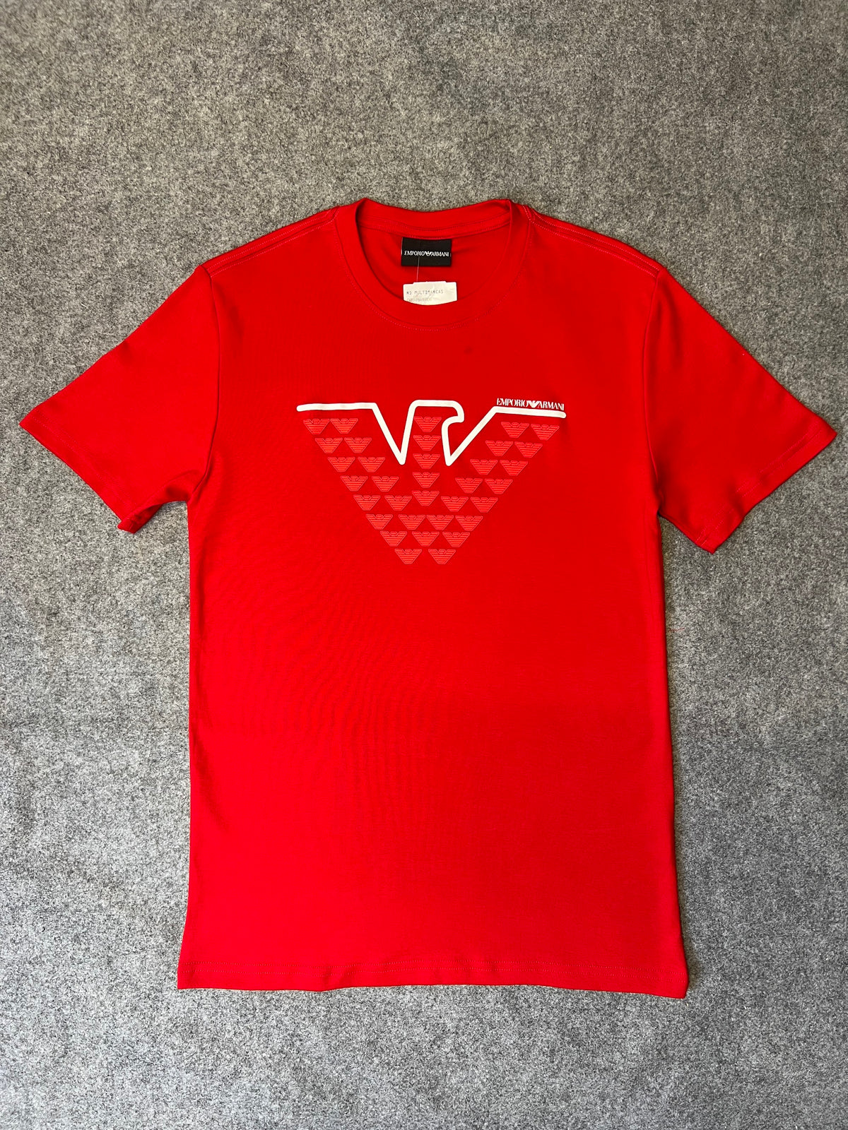 Camiseta Armni Malha Pima Monograma Vermelha