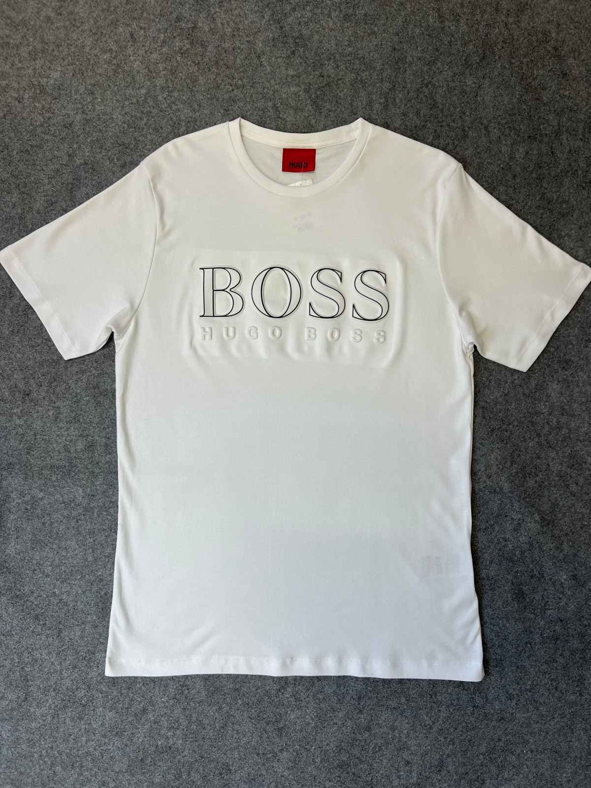 Camiseta Hgo Boss Malha Pima Logo Relevo Branca