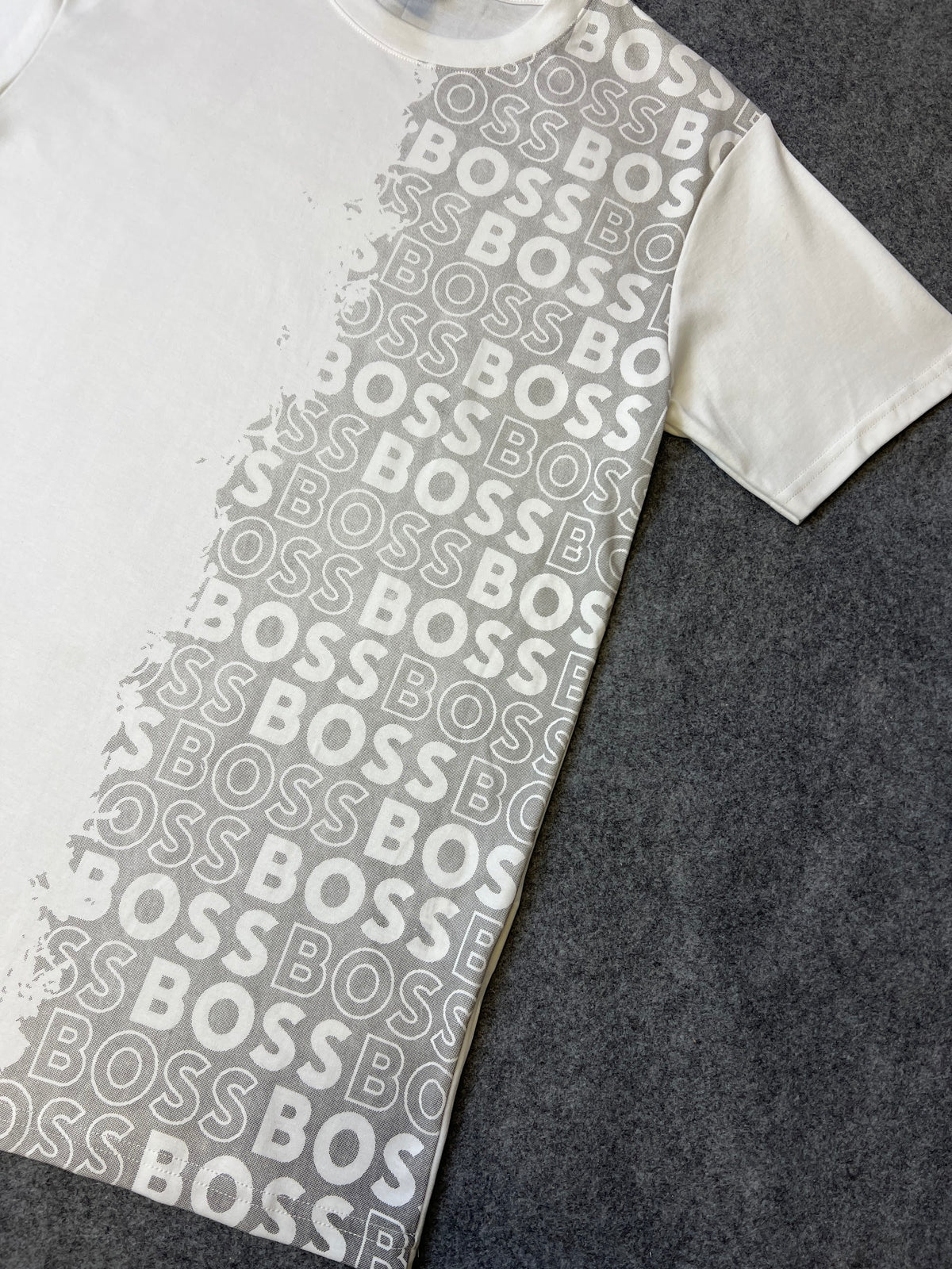 Camiseta Hgo Boss Malha Pima Faixa Lateral Branca - detalhe