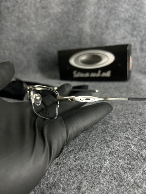 Armação Oakley Lente Transparente Prata