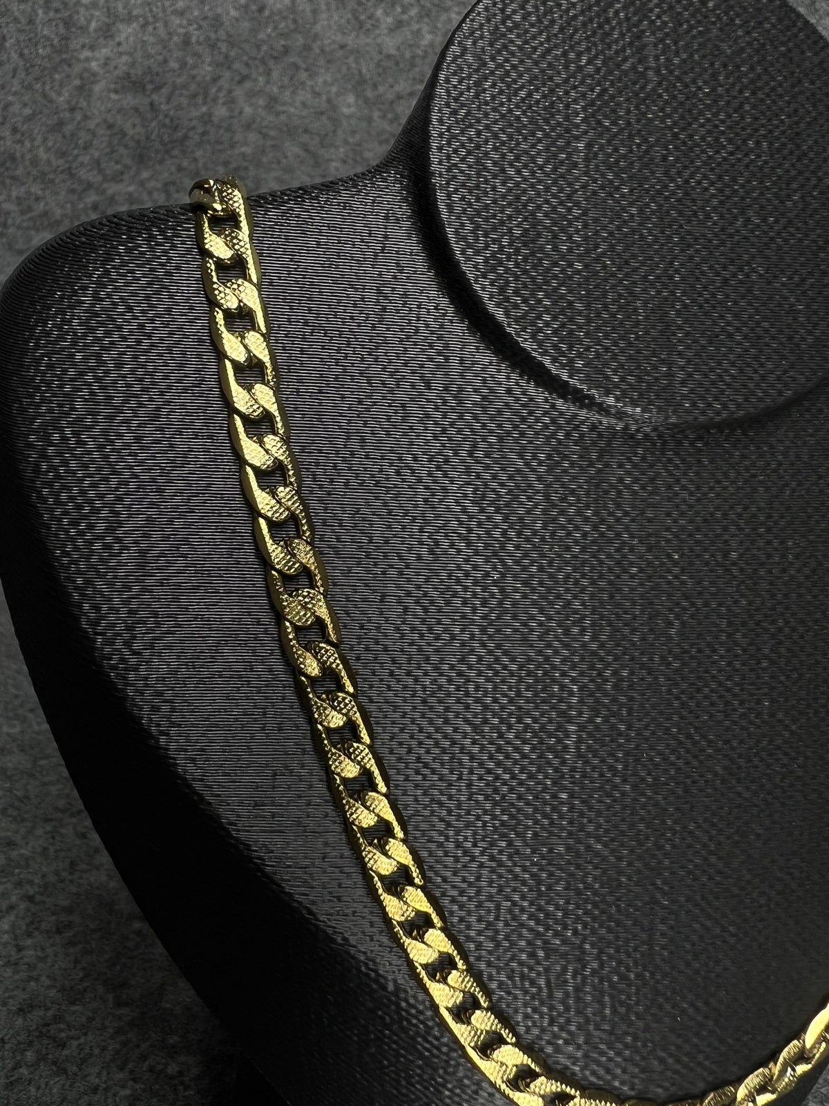 Corrente Grumet Dourada Grossa - detalhe 1