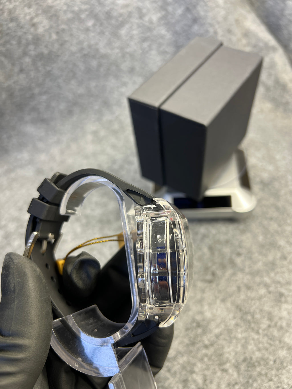 Relógio Richard Mille RM56 Transparente Pulseira Preta