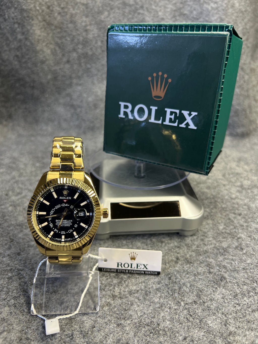 Relógio Rolex Sky-Dweller Dourado Mostrador Preto