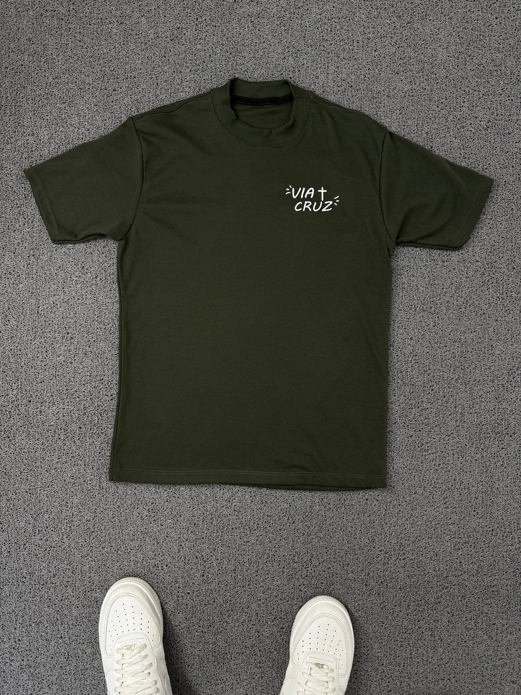 Camiseta Via Cruz Verde Militar - frente
