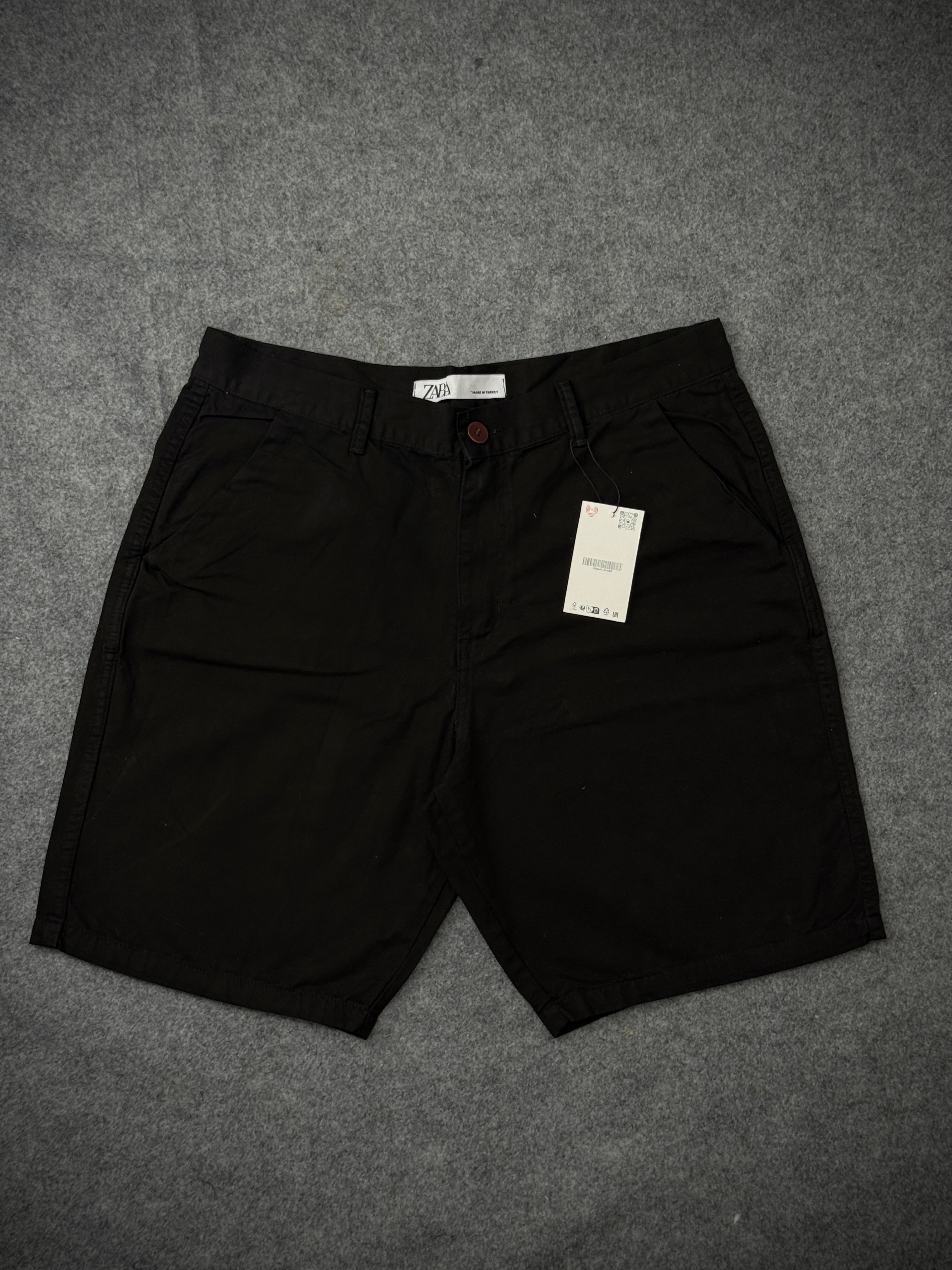 Bermuda Zra (Black)