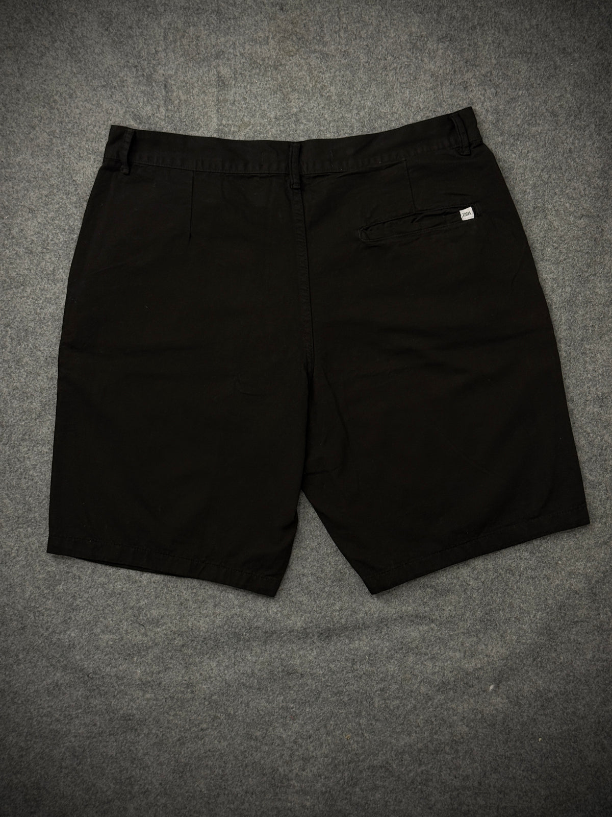 Bermuda Zra (Black)