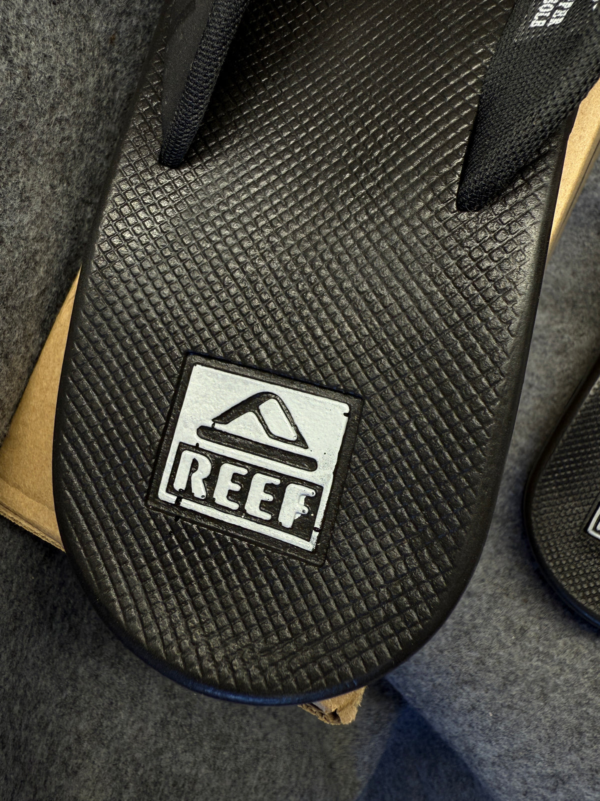 Chinelo Reef Preto - etiqueta